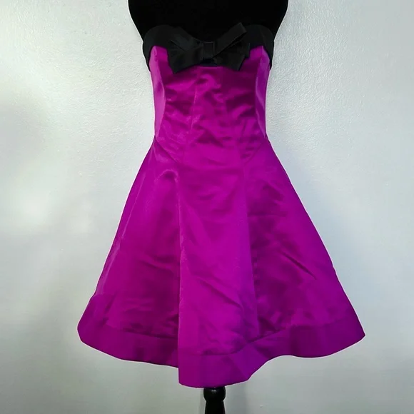 NWT - VINTAGE Betsey Johnson Strapless Dress - Picture 5 of 5